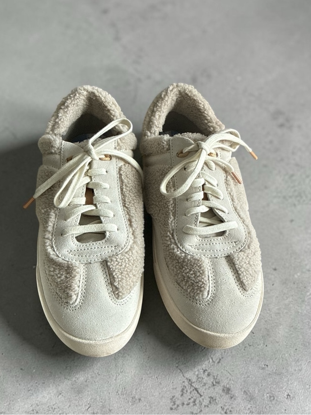 OluKai Kilea Heu Women's Cream Sherpa-Trim Lace-Up Sneakers 9